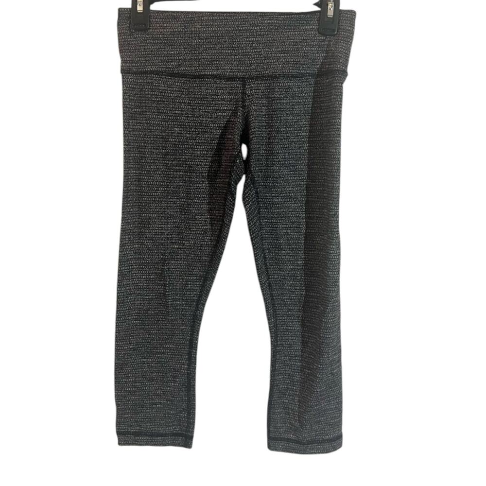 Lululemon Wunder Under Gray Textured Athletic Capri Leggings Stretch Women's 6